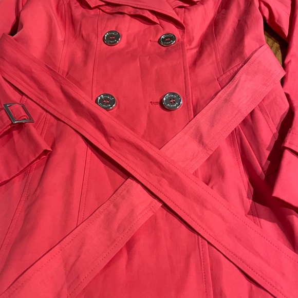 NWT Express short trench coat, coral, size M - Picture 6 of 14